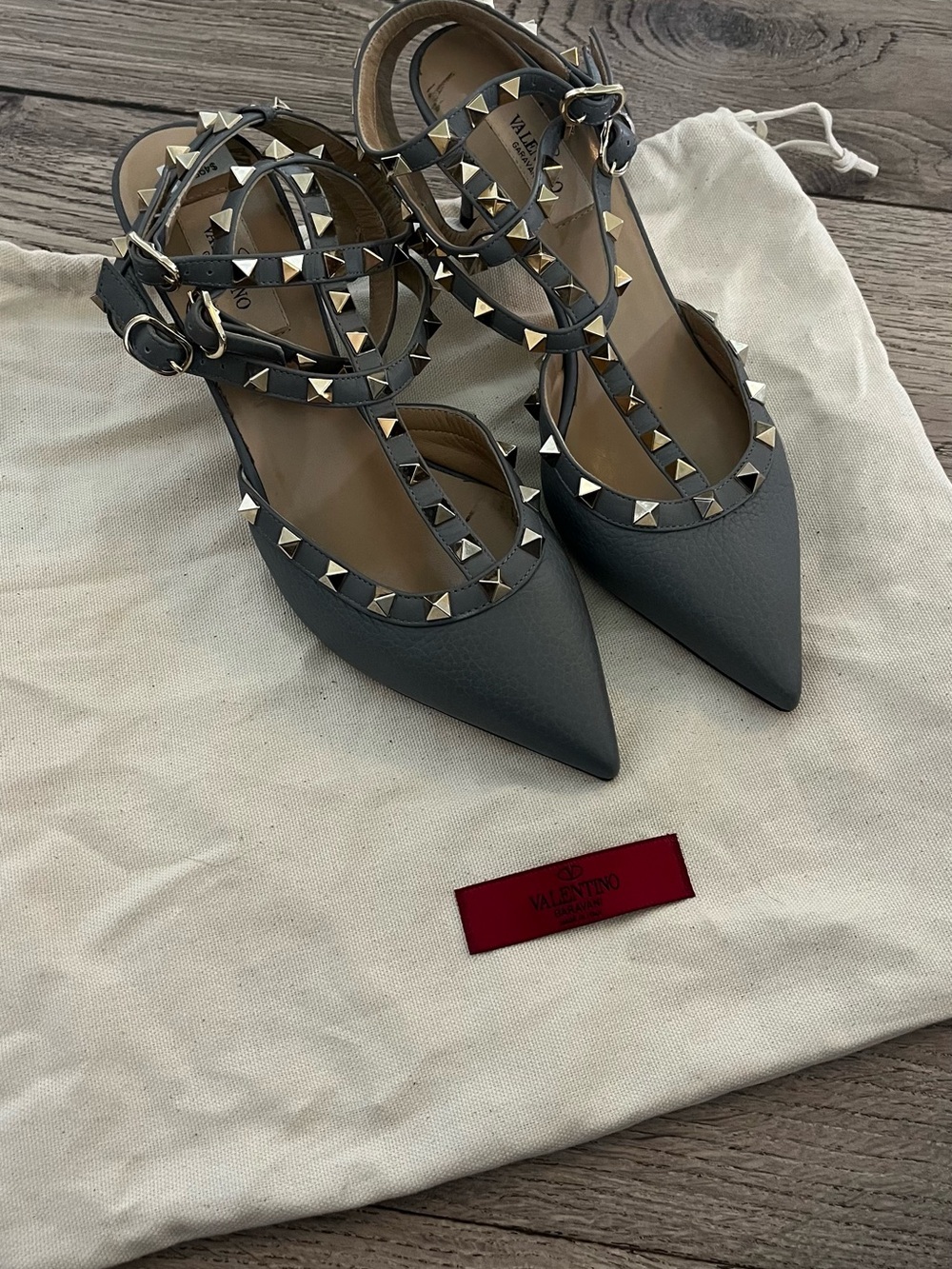 Valentino Garavani gray Rockstud Pointed Leather kitten heel